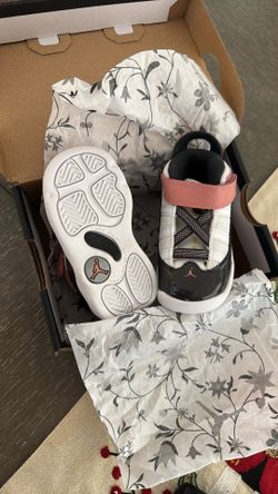Girl Jordan’s New Size 5 Toddler