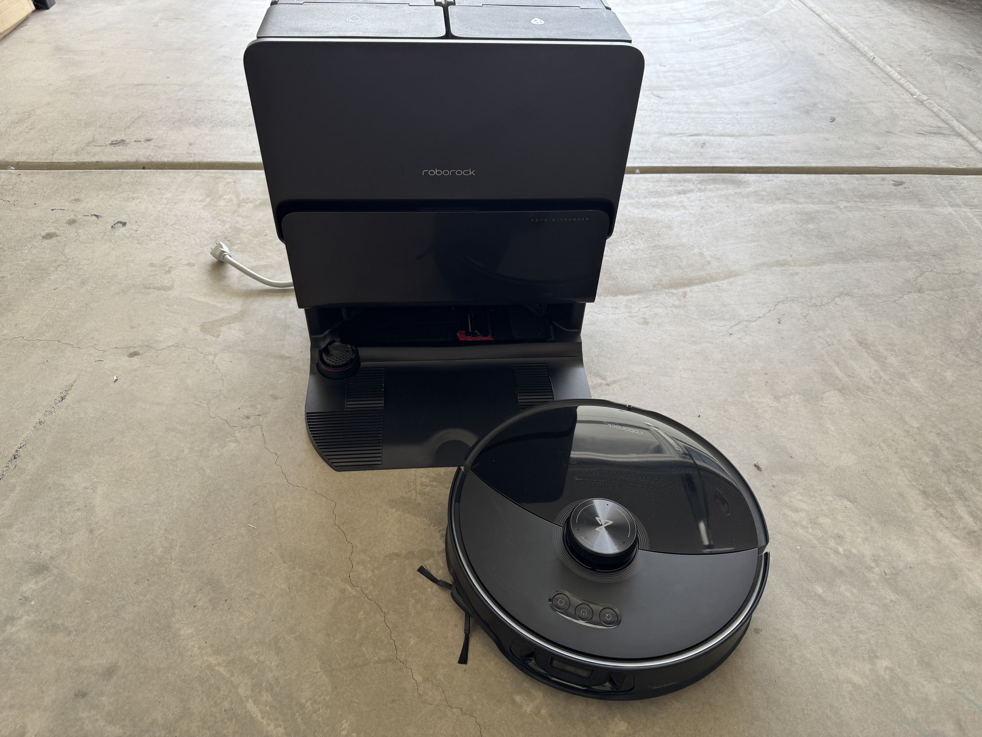 Roborock S8 MaxV Ultra with Dock