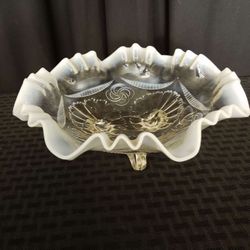 Antique northwood white rim clear glass ruffle edge bowl