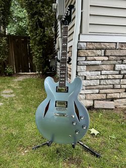 Dave Grohl Signature Guitar w/Upgrades