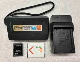 Sony Cyber-Shot DSC-TX10 16.2 MP Waterproof Digital Camera, Nice!