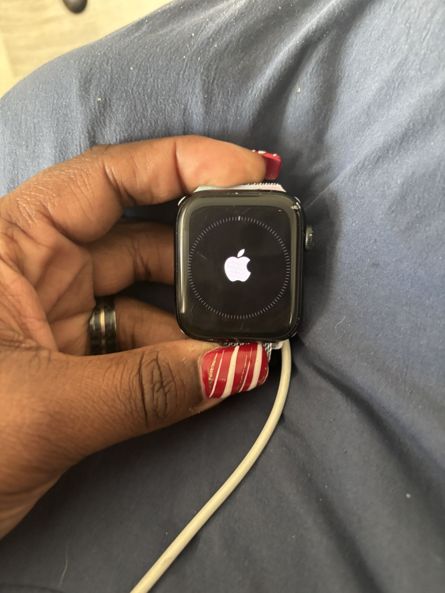Apple Watch SE 44 MM Cellular