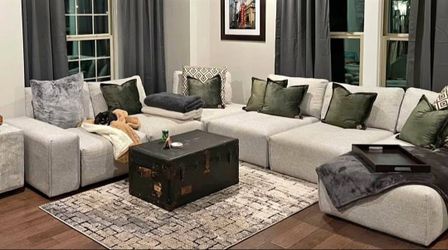 Beautiful Modular Sectional Couch 