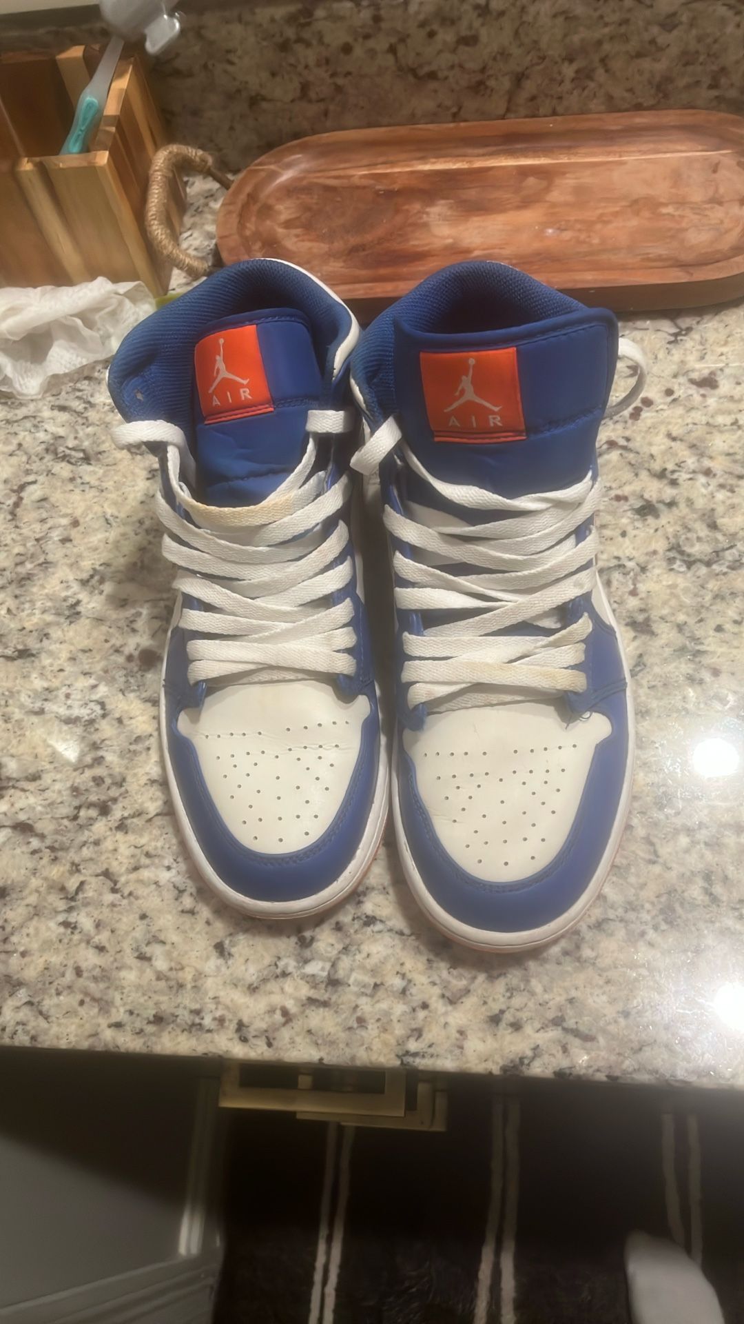 blue and orange jordan 1