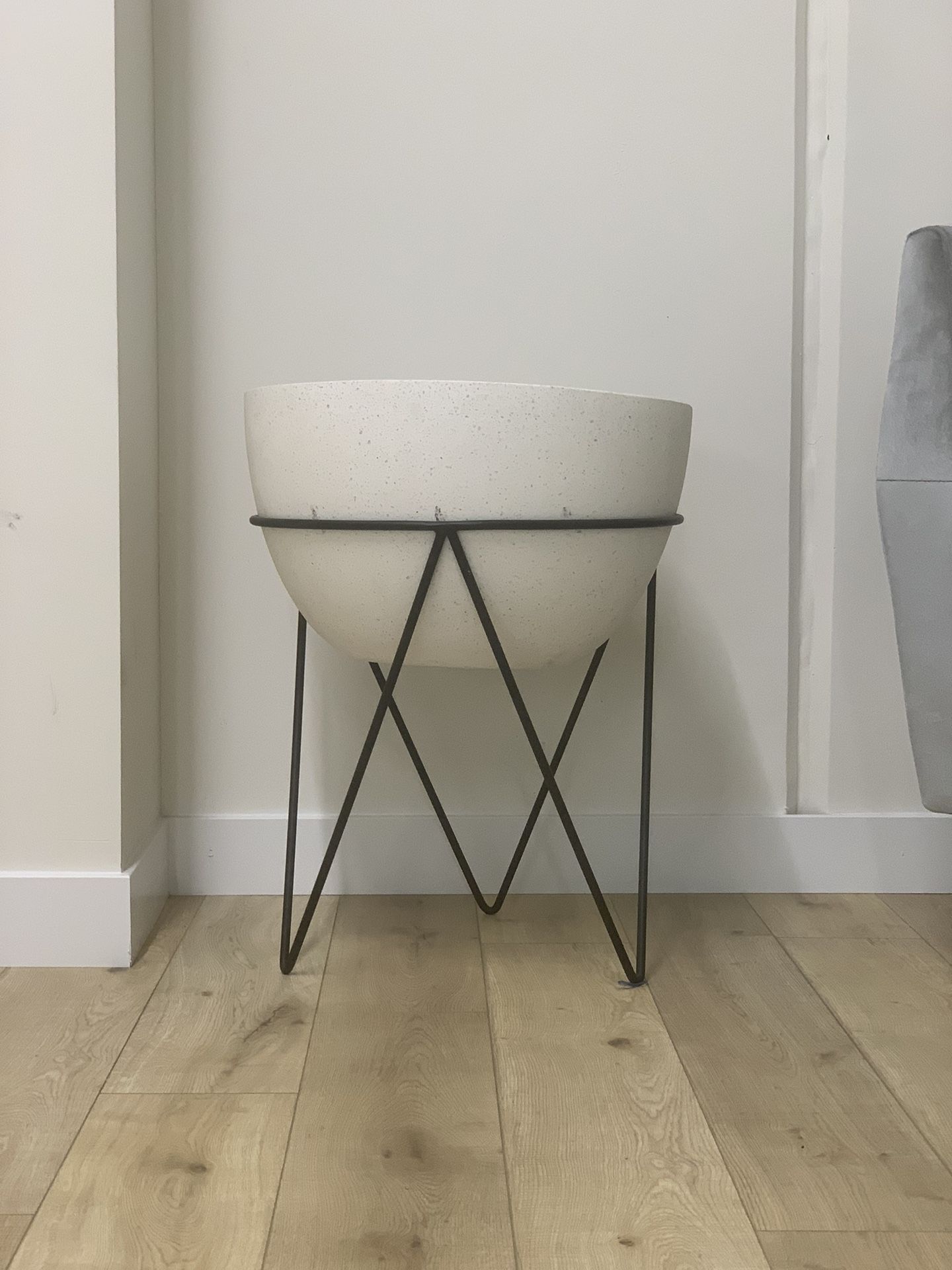 Ceramic Flower Plant Pot with Metallic Stand - 28” High x 21.5” Diameter