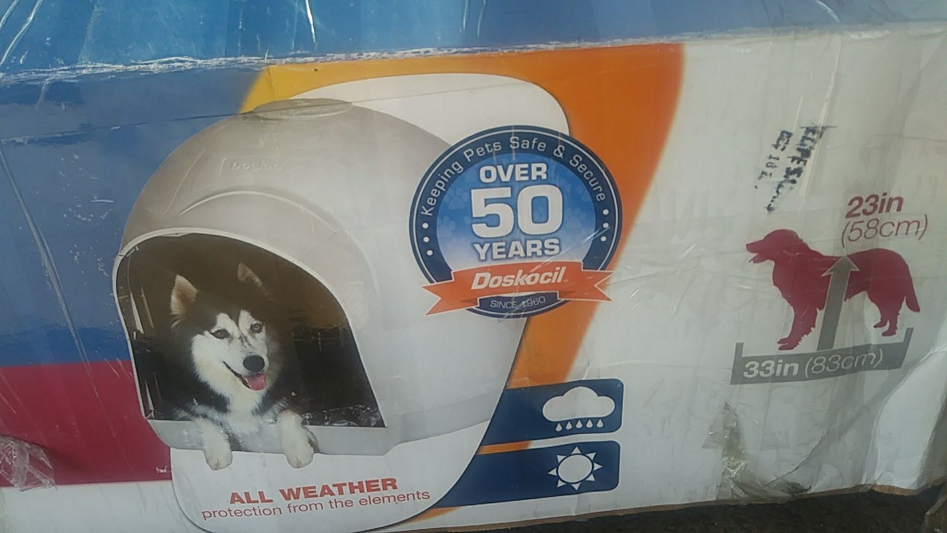 Doskocil dogloo kd doghouse. Ideal for dogs 50-90 pounds open box new made in USA