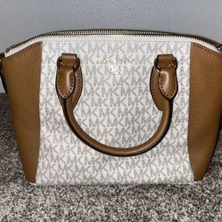 Cream/Tan Michael Kors Purse/Tote