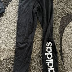 Women’s Medium Adidas Legging 
