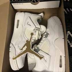 Jordan 4s 