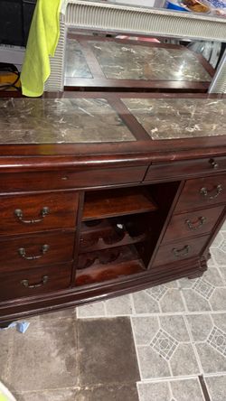 Wine holder / cabinet