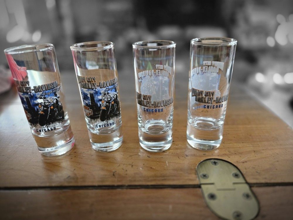 Sets Of 2 And 4 Harley Davidson Shot Glasses 