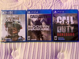 Call of Duty PS4 Games Bundle – Lot of 3