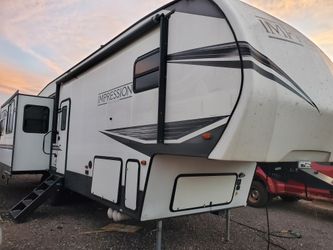 2020 impression 36ft 5th wheel 4 slides w bonus bunk/office room