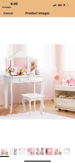 Makeup vanity