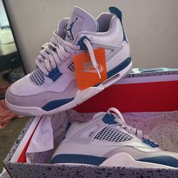 Jordan 4s Military Blues Size 8.5