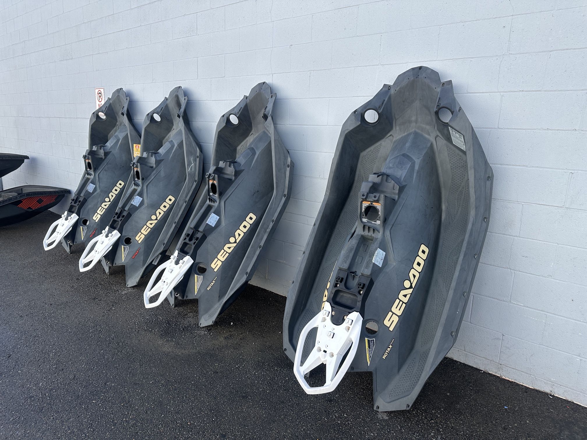 Seadoo Spark 2up 3up trixx 60hp 90hp Upper Deck Hull