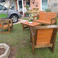 Complete Patio Set For Sale , 50 Percent Off Need To Make Room For New Items 