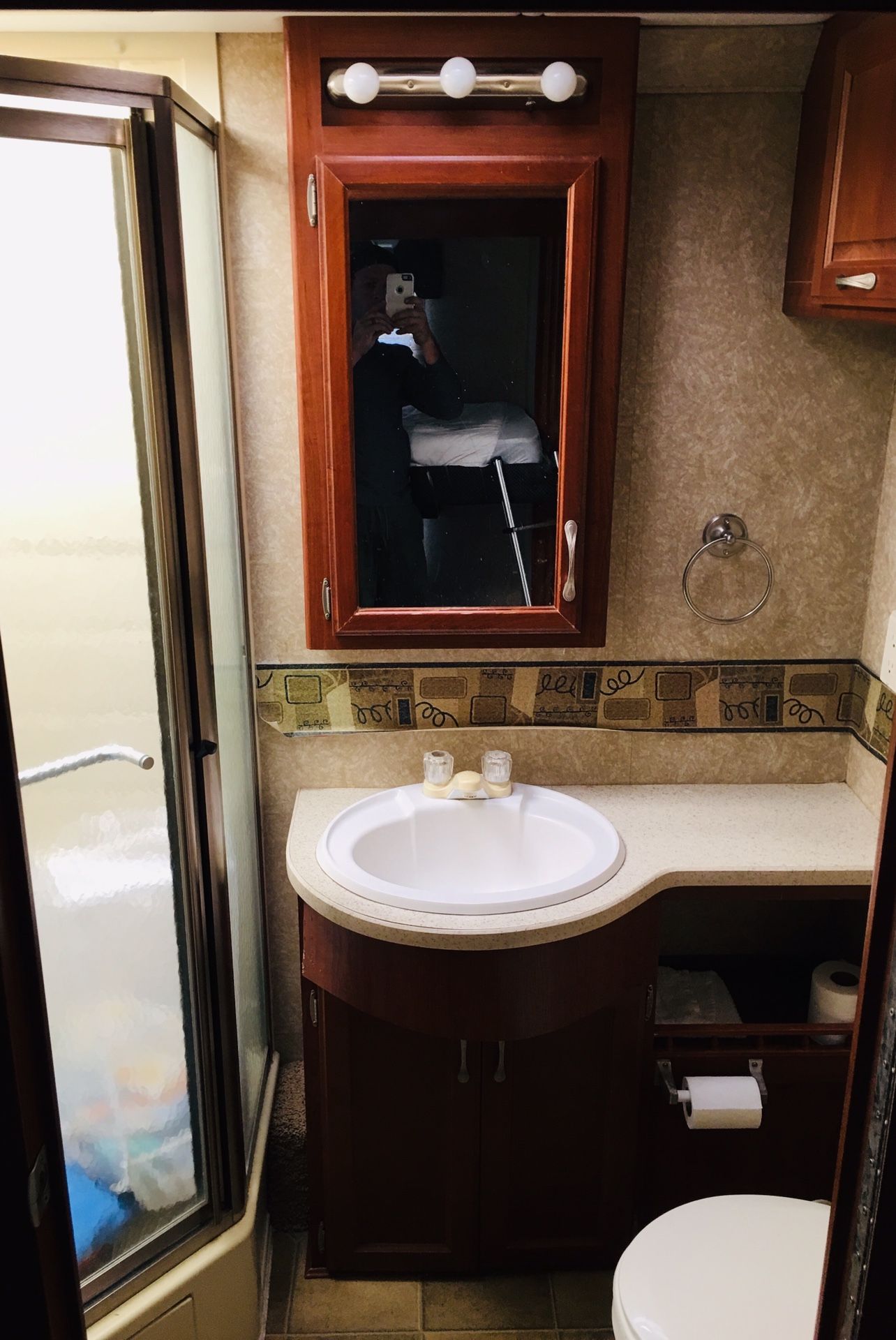 34’ Class A RV Motorhome Hurricane Bunkhouse for Sale in San Clemente