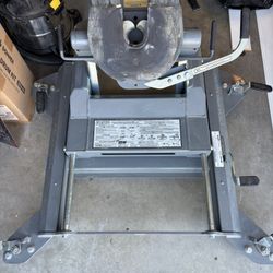 5th Wheel Hitch