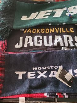 Scarfs