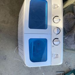 Twin Tub Washing machine