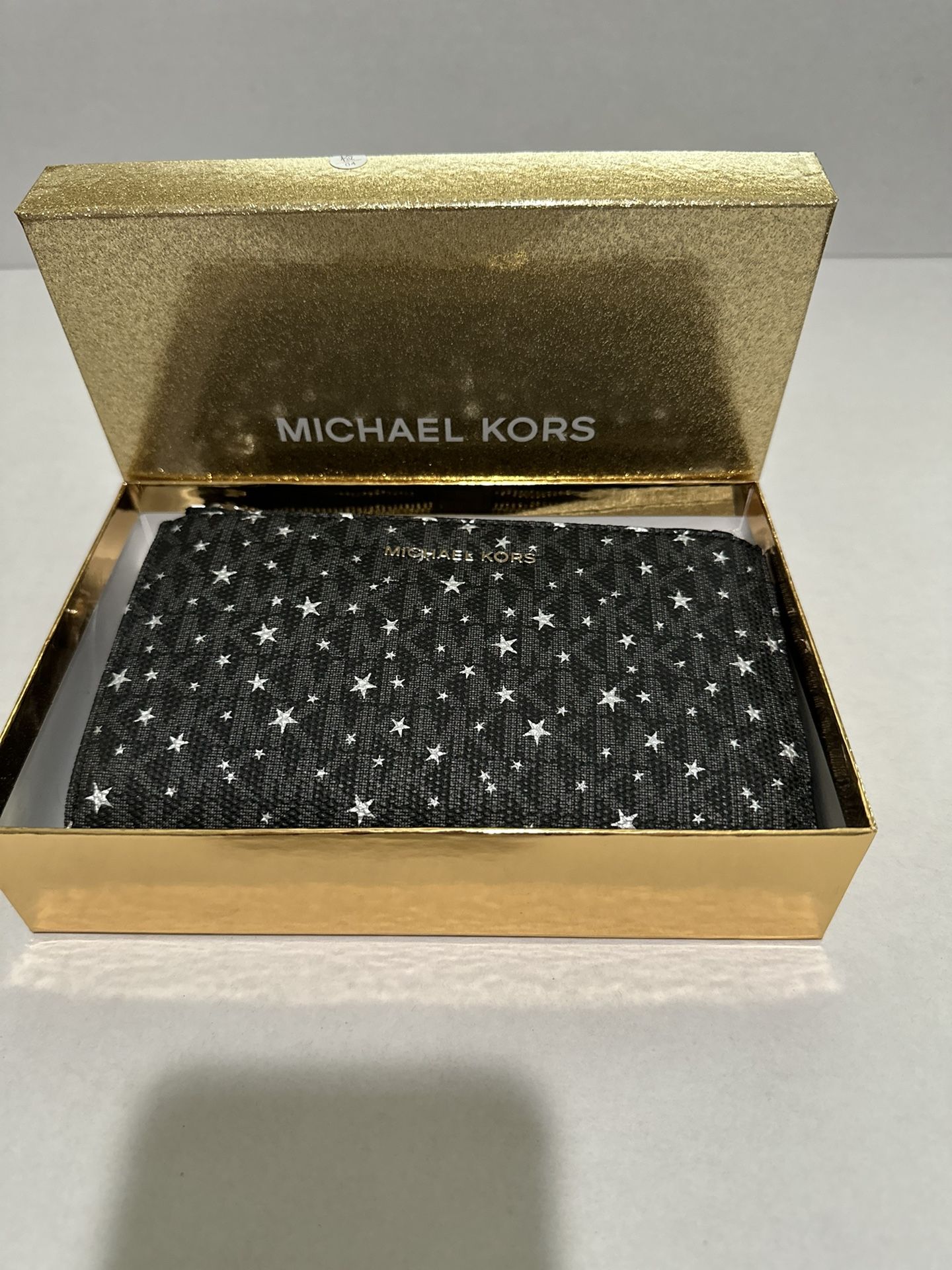 Michael Kors Double Zip Wallet with Stars New with tags
