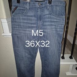 ARIAT FRC M5 LIGHT WEIGHT DURA STRETCH STRAIGHT FIT STRAIGHT LEG DENIM JEAN 