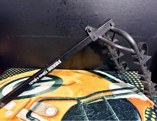 REESE EXPLORE 4-Bike Steel Hitch Mount Bike Rack.