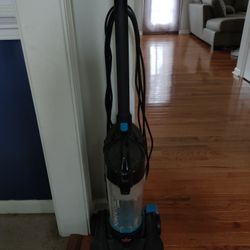 Bisell vacuum