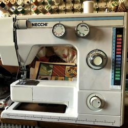 Necchi 537L Sewing Machine