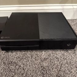 Microsoft Xbox One 500GB (Model 1540)