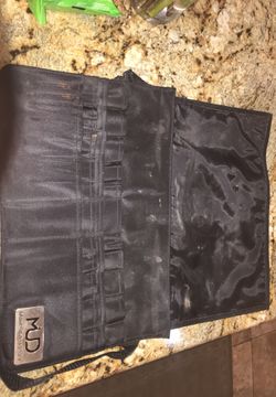 M.U.D. Makeup Brush Belt