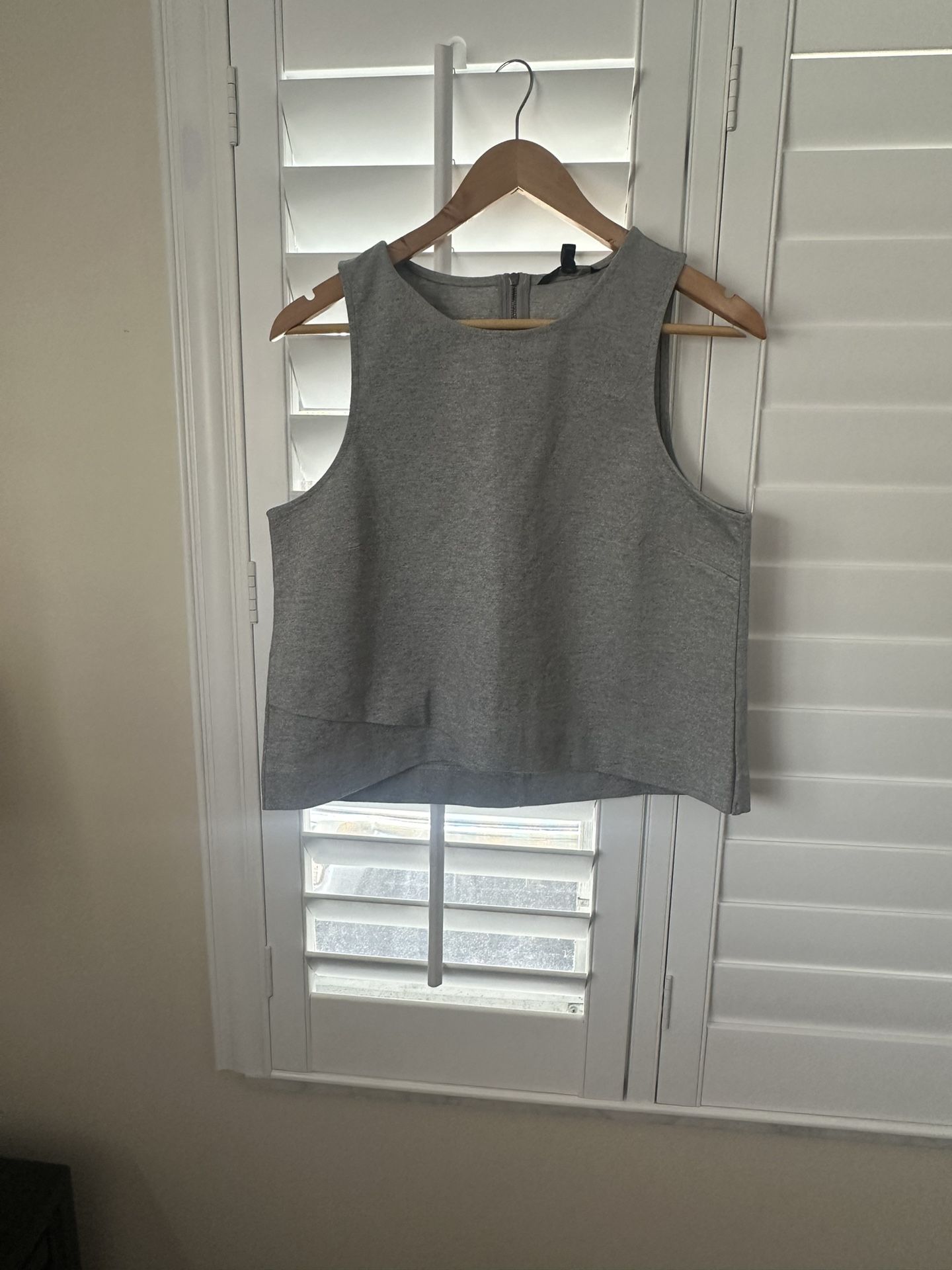 NWT Banana Republic Crop