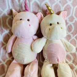 20 in. PLUSH UNICORN RATTLES