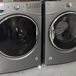 Whirlpool Washer & Dryer Set