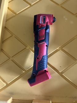 Milwaukee Oscillating Multi Tool M1818 V 