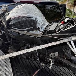 2008 Suzuki, GSXR 600 clean title builder possible Bad Motor shall complete Rr Parts