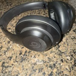 Beats By Dre Studio Pro