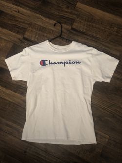 Champion T-shirt size medium