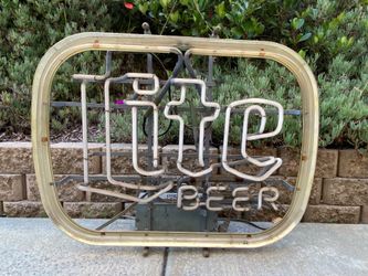 Miller Lite Beer Large Vintage Neon Sign