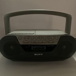 Vintage Sony CFD - S05 Boombox CD/Headphone Jack/CD-R Playback/Radio/CD-RW Playback/Cassette