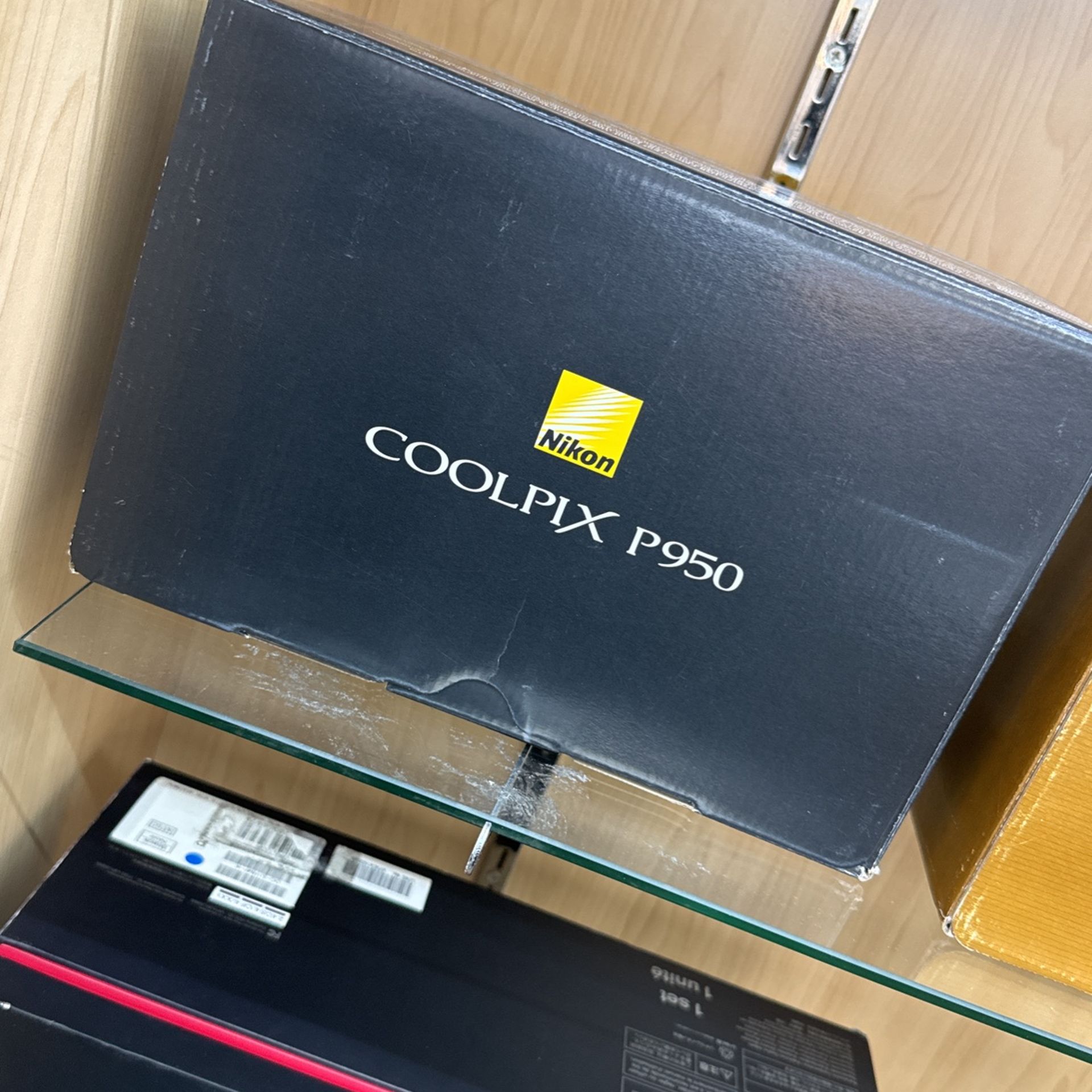 Nikon Coolpix 950 Camera