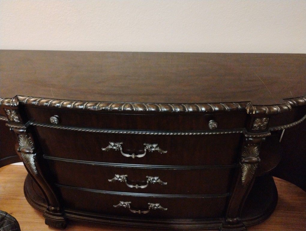 Exclusive Furniture