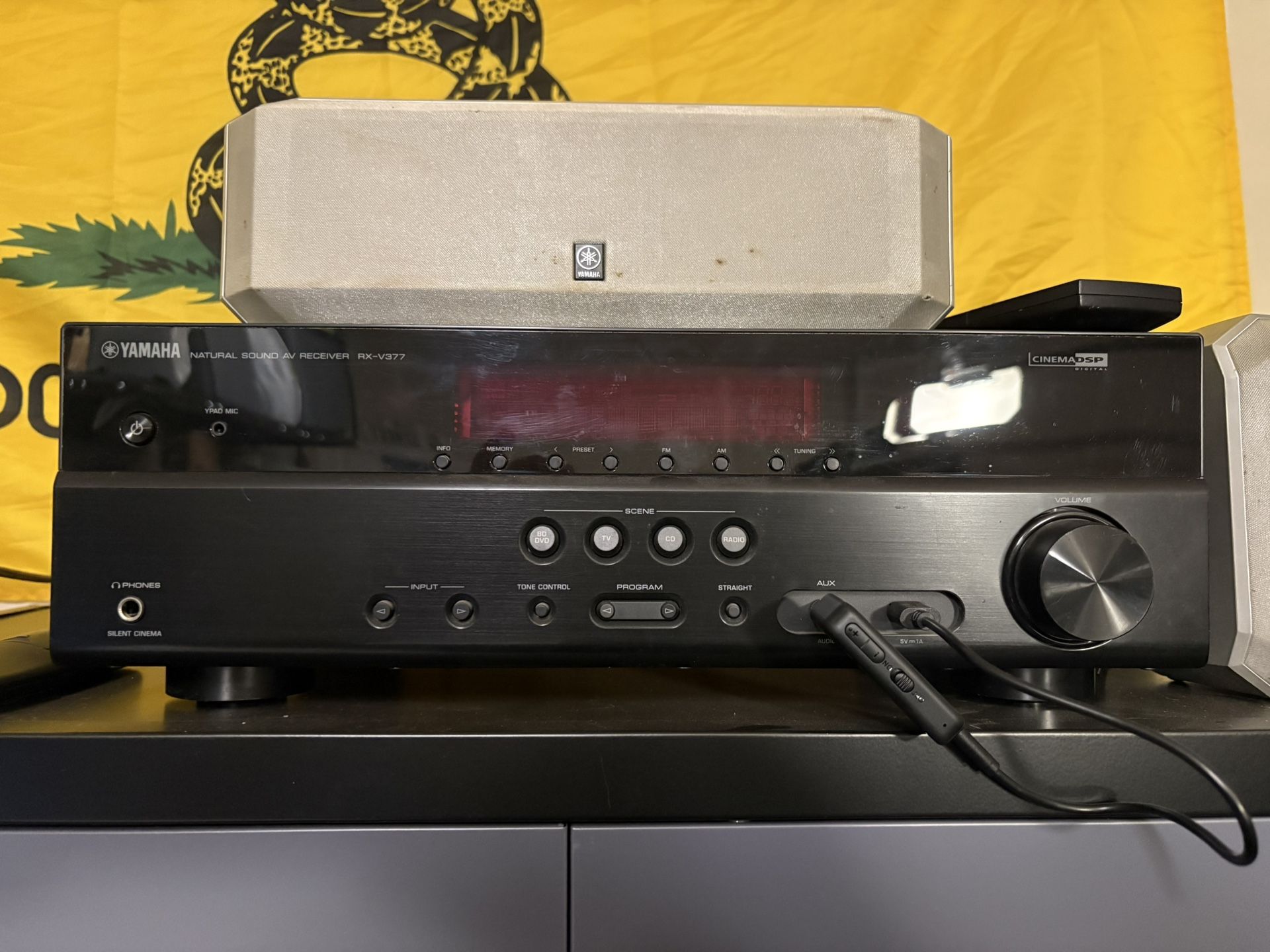 Yamaha RX-V377 is a 5.1-channel home