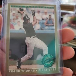 Frank Thomas 1993 O-PEE Chee Star Performers Insert Baseball Card