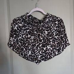 Petite Leopard Print Shorts 