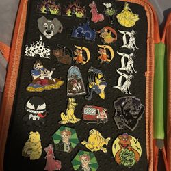 Disney Pin Traders
