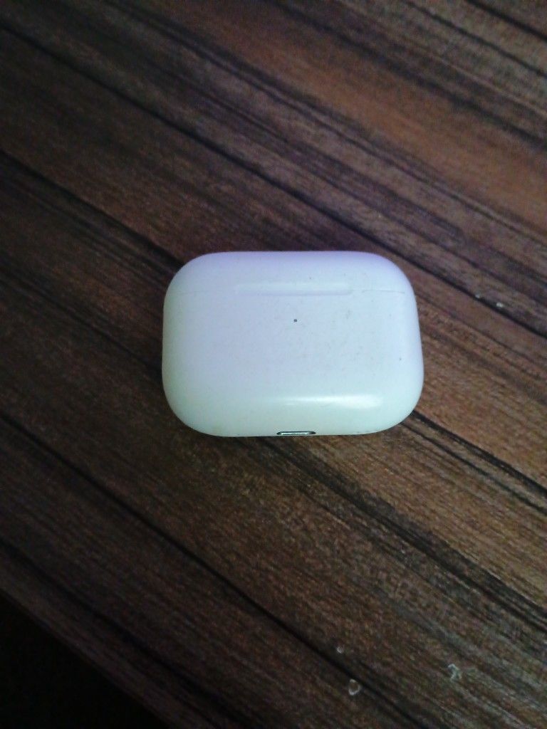 White Air Pod Pros