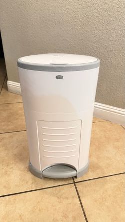 Dekor diaper bin