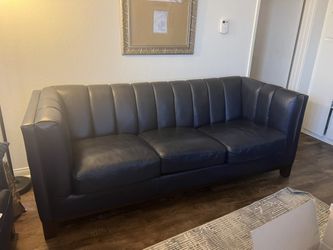 Leather sofa / Blue